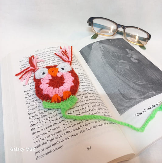 Charming Owl Crochet Bookmarks: Whimsical Reading Companions