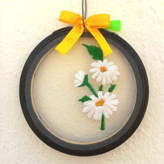 Exquisite Embroidery Wall Hanging: Artistry on Display