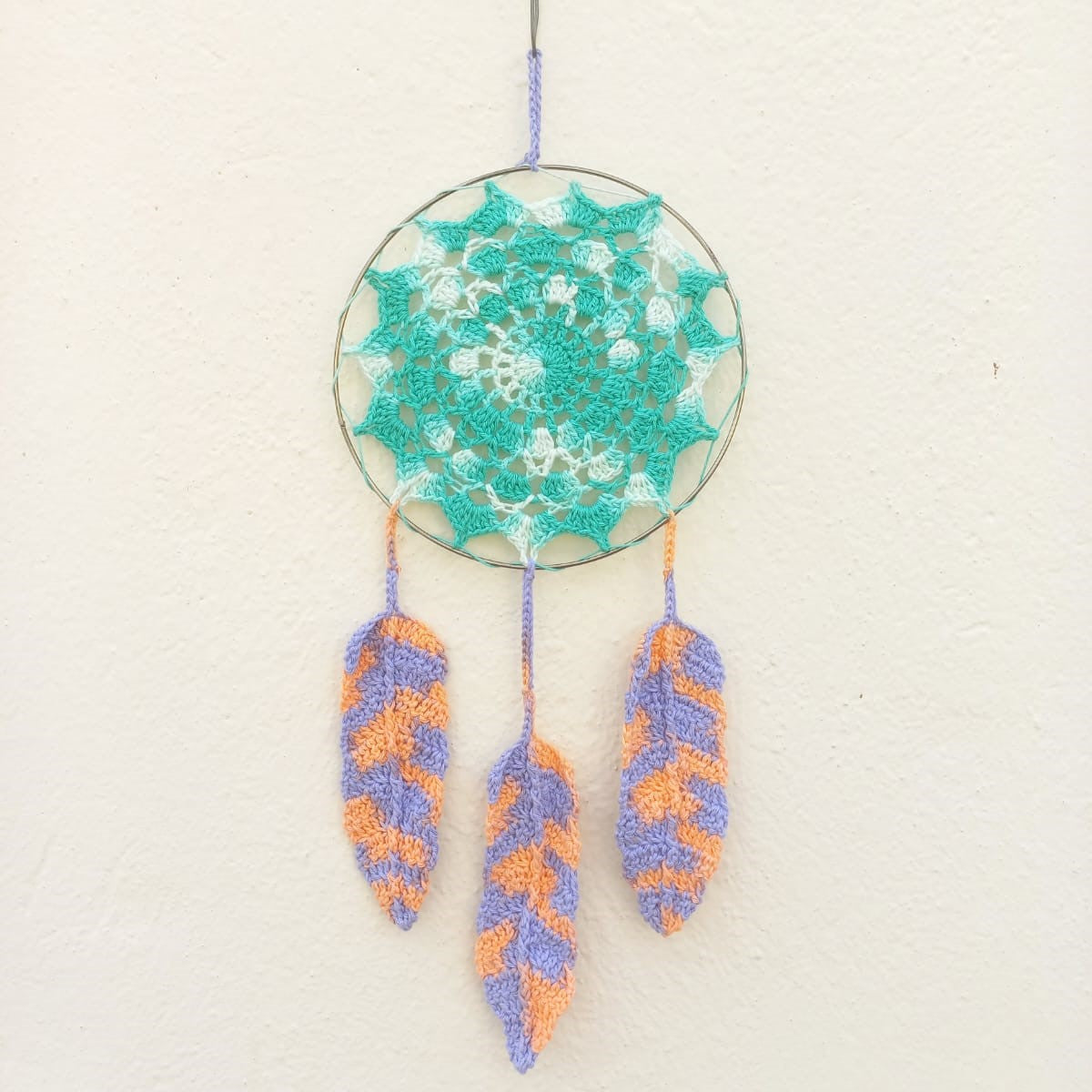 Boho Dream Catcher: Handmade Crochet Wall Hanging for Good Vibes