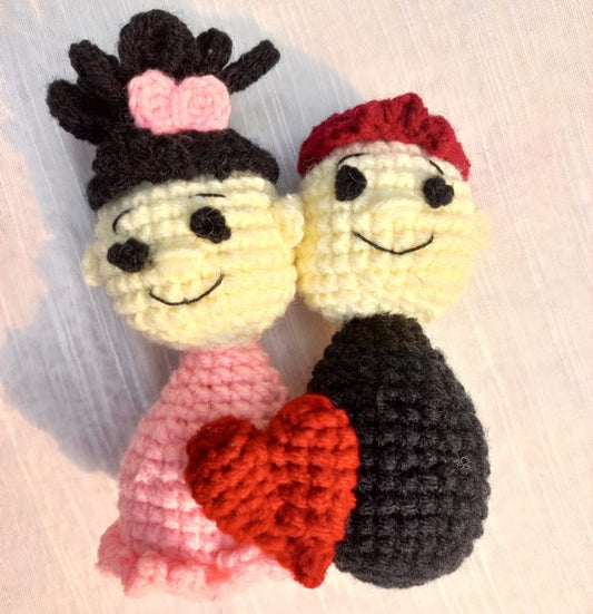 Whimsical Love: Amigurumi Funny Couple - Endearing Laughter in Yarn!
