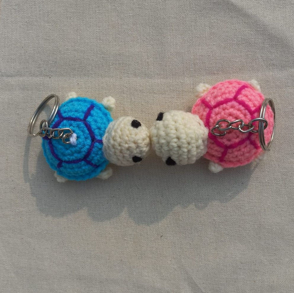 Shell of Love: Valentine's Day Turtle Keyring Pair