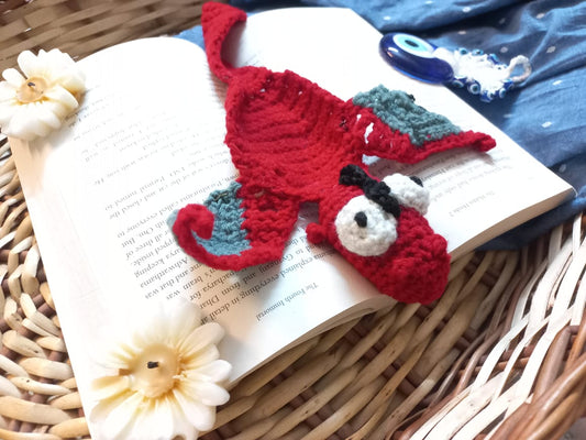 Dragon Crochet Bookmark: Handmade Fantasy-Inspired Page Marker for Book Lovers