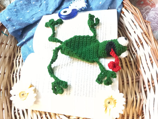 Frog Crochet Bookmark: Handmade Amphibian-Inspired Page Marker for Nature Lovers