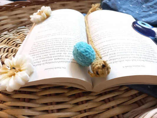Snail Crochet Bookmark: Adorable Handmade Page Marker for Book Lovers