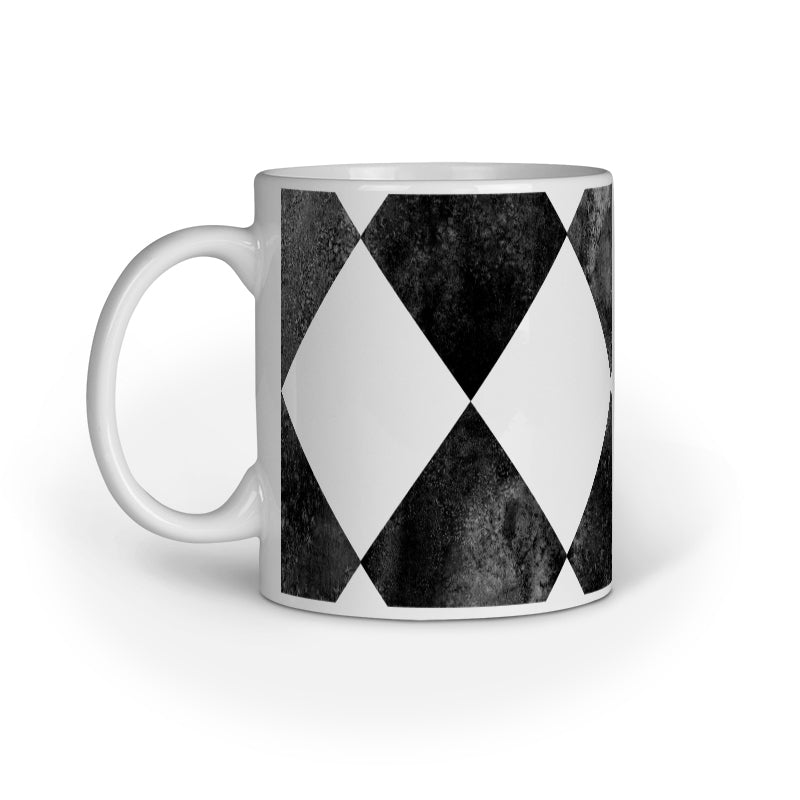 Contrast Rhombus Mug: Black and White Geometric Design