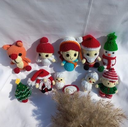 Joyful Christmas Amigurumi Toy Set: Mary, Elf, Santa, and More!