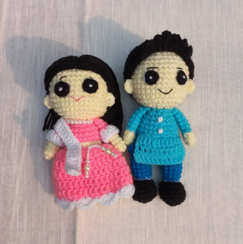 Bengali Bliss: Amigurumi Love - Cultural Elegance in Yarn Form!