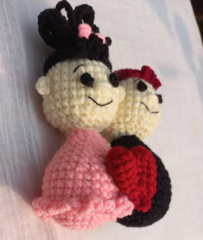 Whimsical Love: Amigurumi Funny Couple - Endearing Laughter in Yarn!