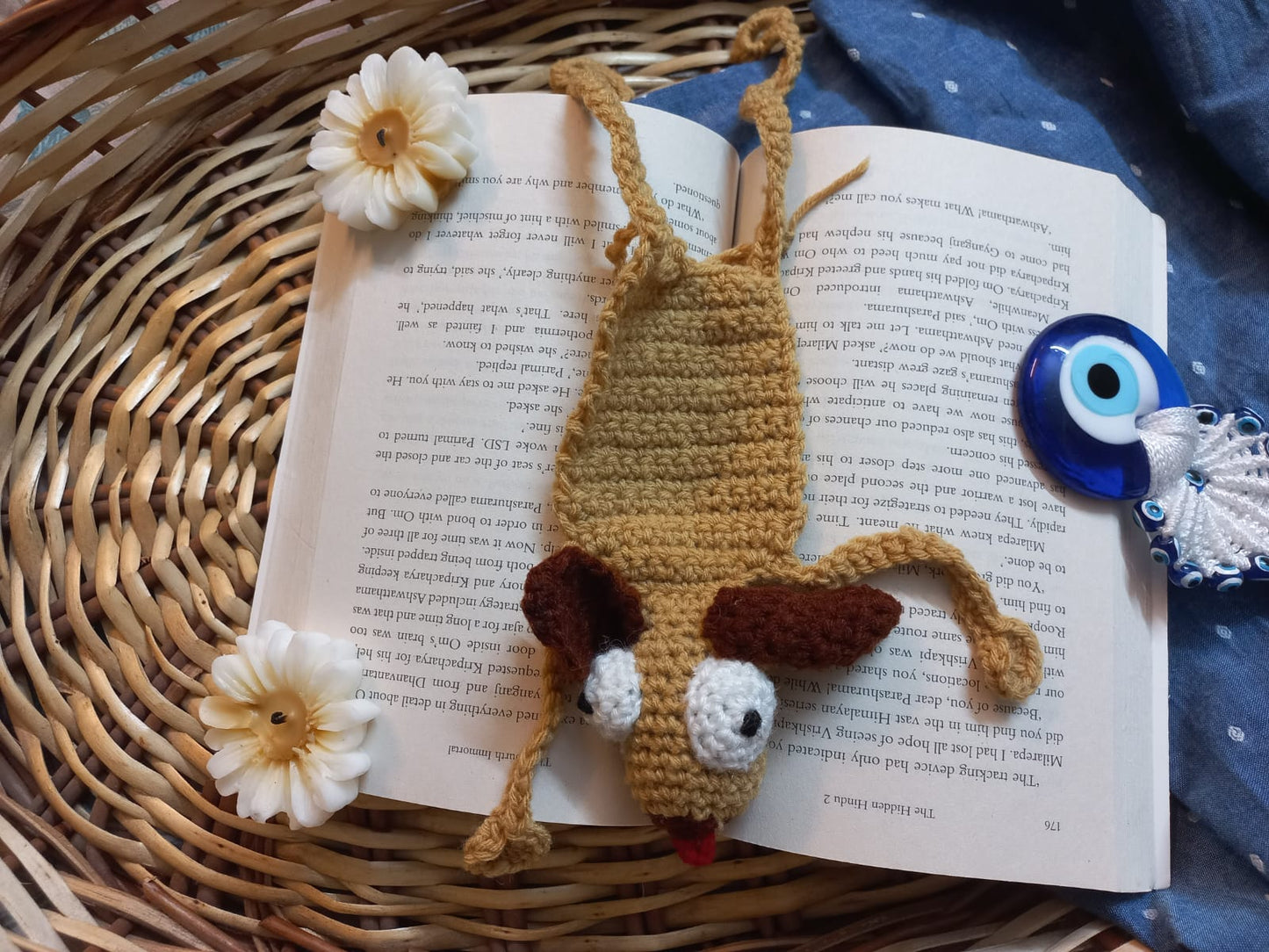 Dog Crochet Bookmark: Handmade Canine-Inspired Page Marker for Pet Lovers
