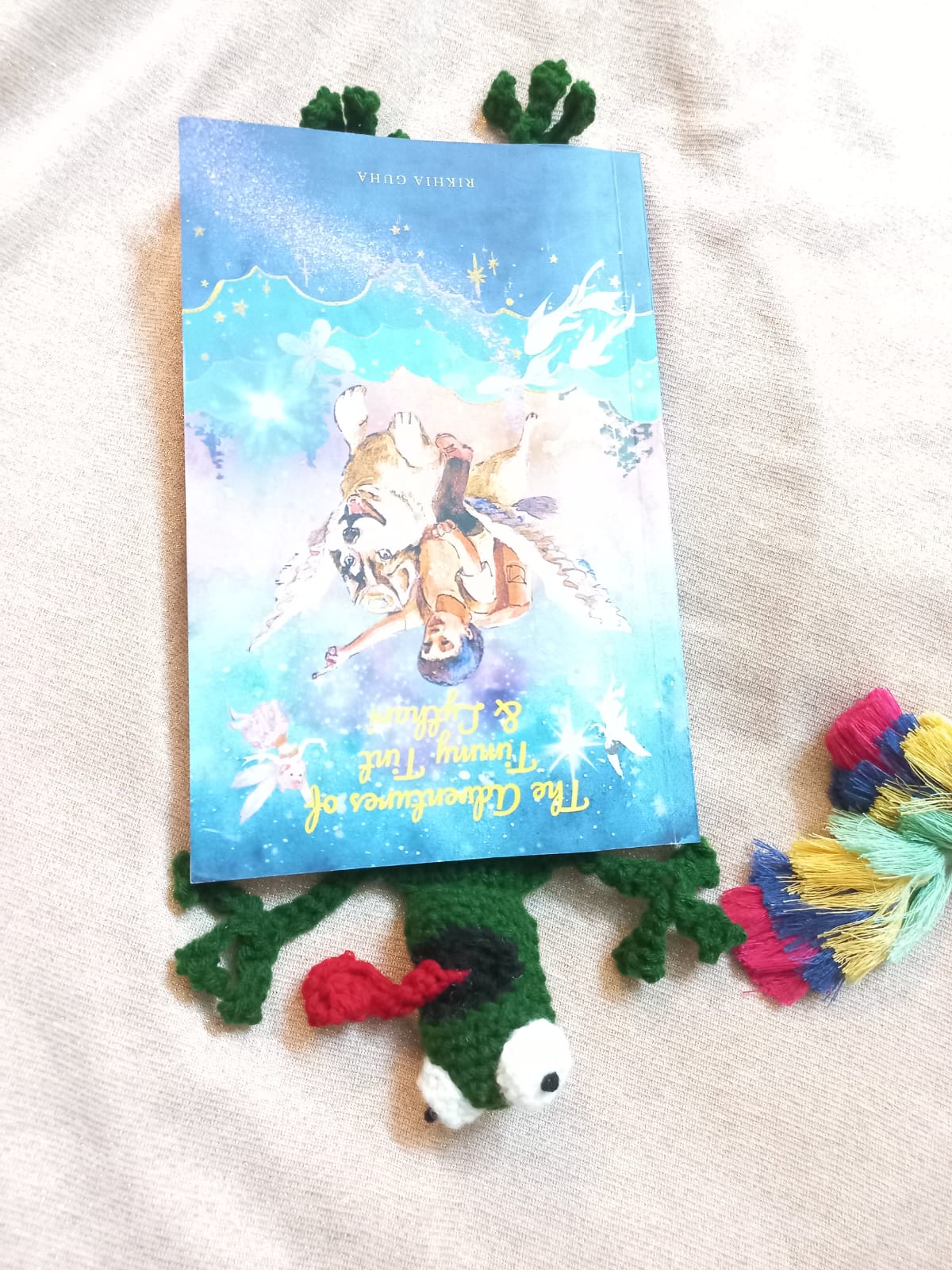 Frog Crochet Bookmark: Handmade Amphibian-Inspired Page Marker for Nature Lovers